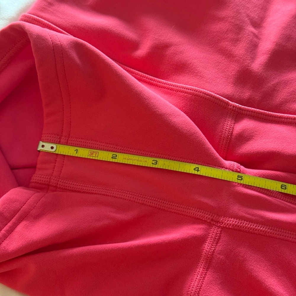 lululemon align Pink Shorts 4 euc 5” - Picture 3 of 4
